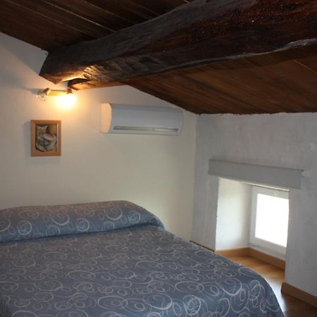 Le Grand Hotel Aups Zimmer foto